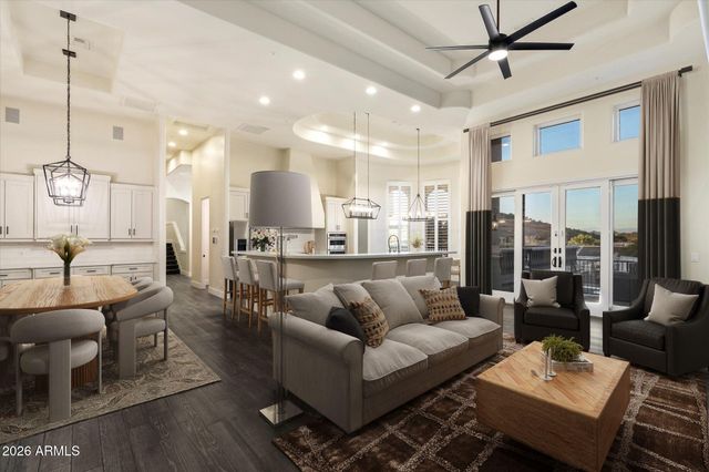 6123 W ALAMEDA Road, Glendale, AZ 85310