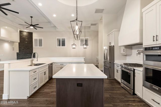 6123 W ALAMEDA Road, Glendale, AZ 85310