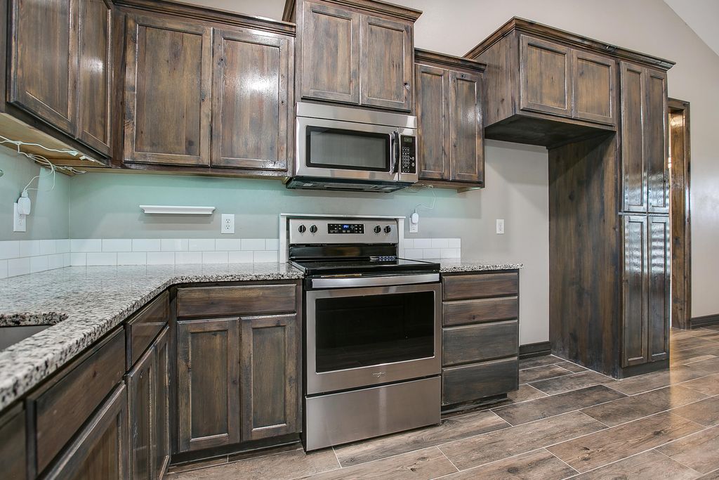 Image 15 of property listing at 8355 Panther Path, San Angelo, TX 76901