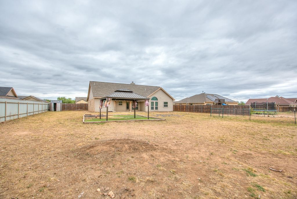 Image 31 of property listing at 8355 Panther Path, San Angelo, TX 76901