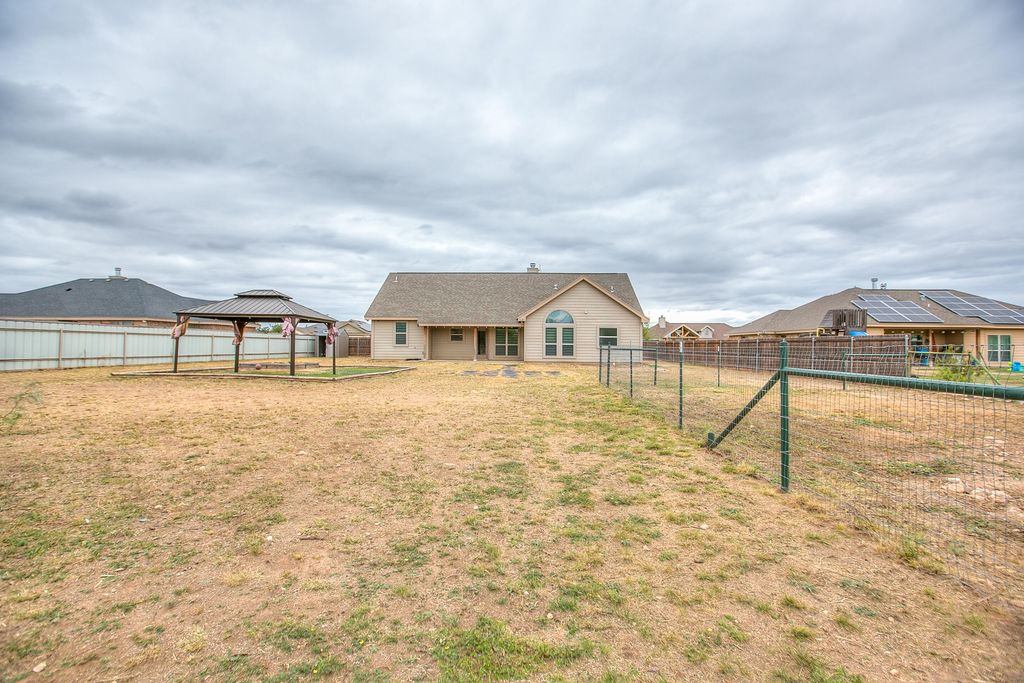 Image 33 of property listing at 8355 Panther Path, San Angelo, TX 76901