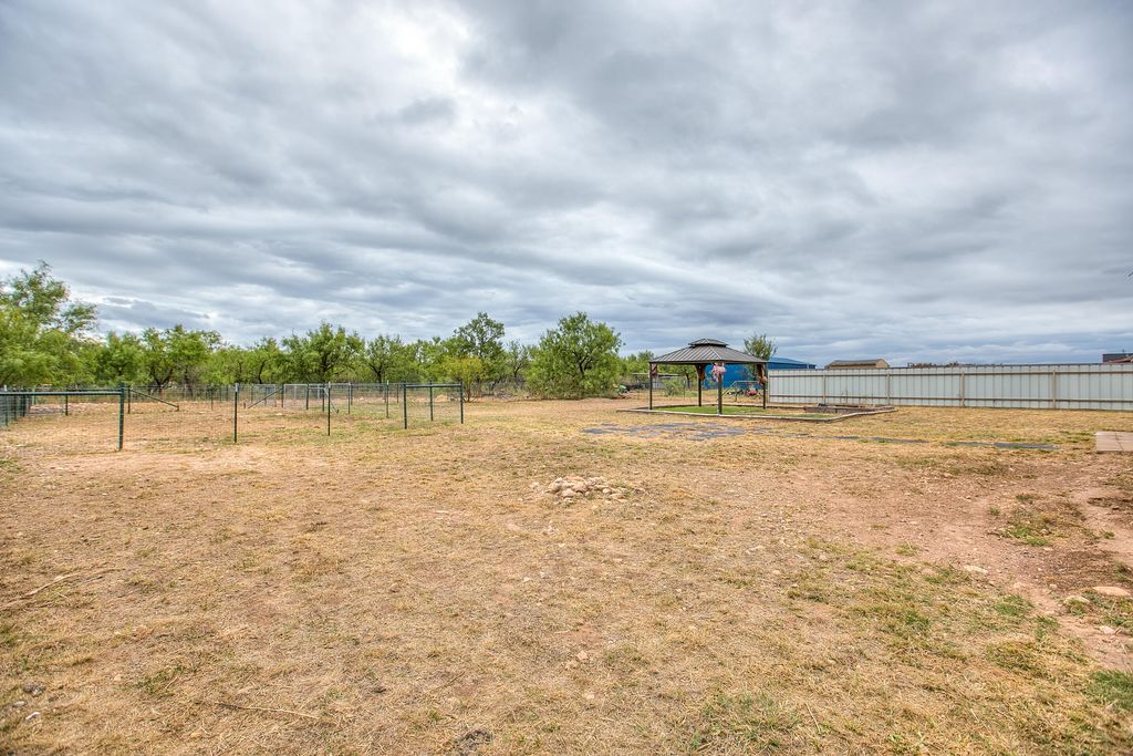 Image 35 of property listing at 8355 Panther Path, San Angelo, TX 76901