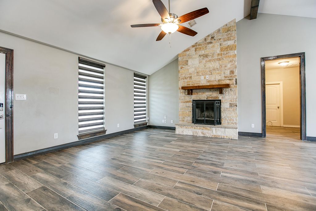 Image 7 of property listing at 8355 Panther Path, San Angelo, TX 76901