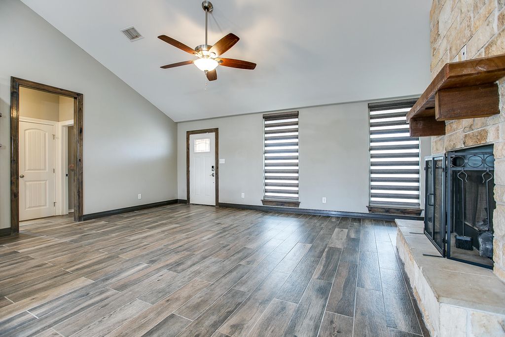 Image 9 of property listing at 8355 Panther Path, San Angelo, TX 76901