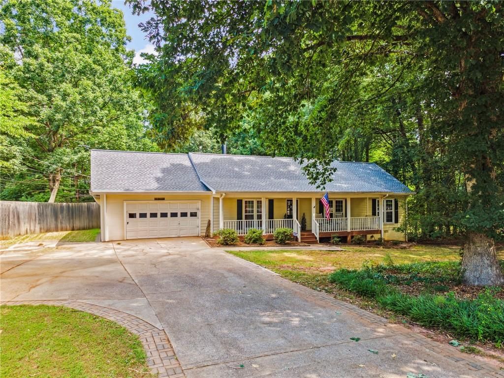 1995 Plantation Road, Lawrenceville, GA 30044