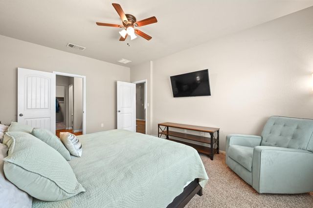 227 Hess DR, Kyle, TX 78640