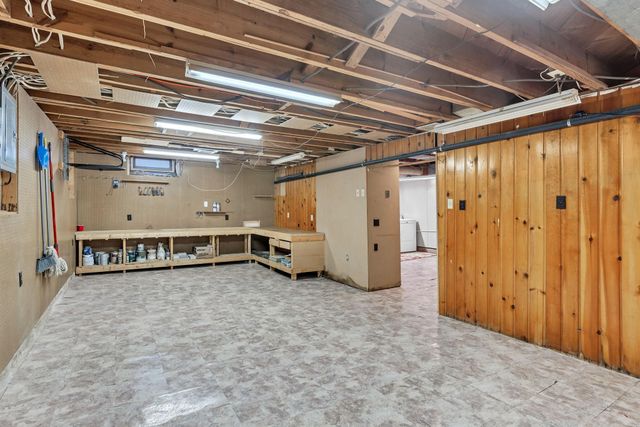 140 N Pinecrest, Wichita, KS 67208