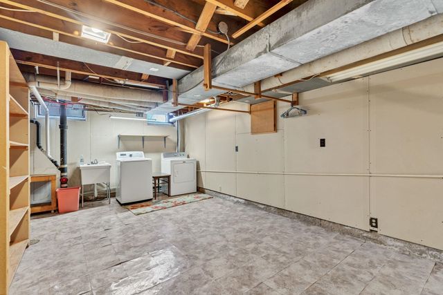 140 N Pinecrest, Wichita, KS 67208