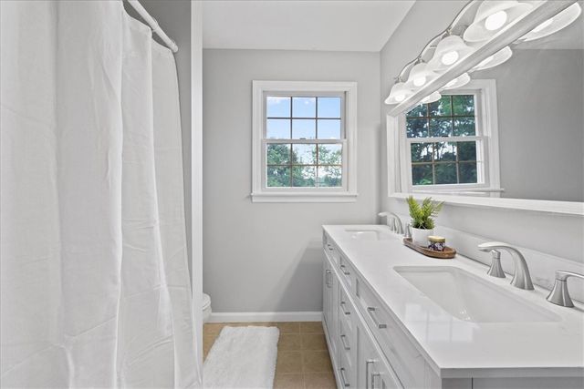 3251 Grandview Rd, Perry Twp, PA 16117