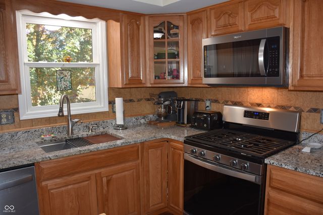 2432 E Stafford Place, Martinsville, IN 46151