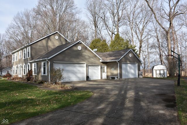 2432 E Stafford Place, Martinsville, IN 46151