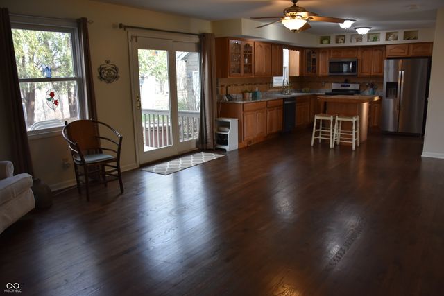 2432 E Stafford Place, Martinsville, IN 46151