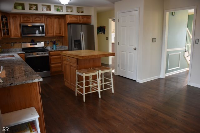 2432 E Stafford Place, Martinsville, IN 46151