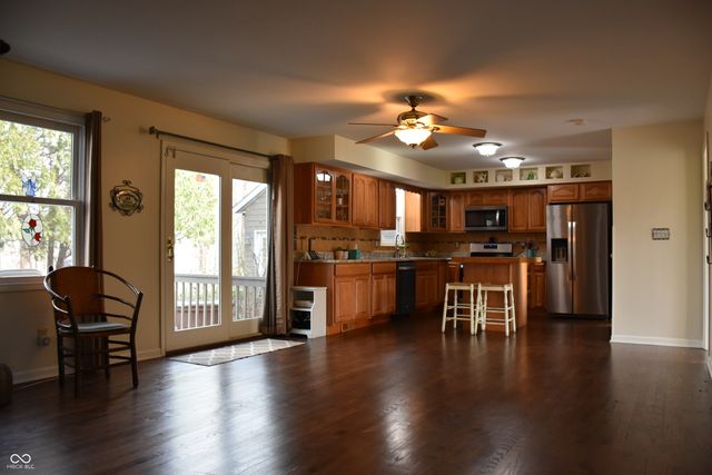 2432 E Stafford Place, Martinsville, IN 46151