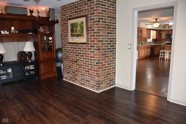 2432 E Stafford Place, Martinsville, IN 46151