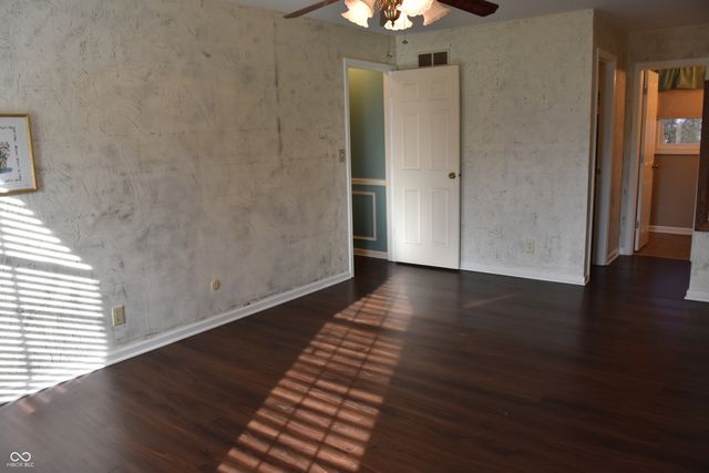 2432 E Stafford Place, Martinsville, IN 46151