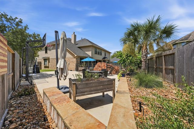 8515 Glenn Leigh Drive, Spring, TX 77379