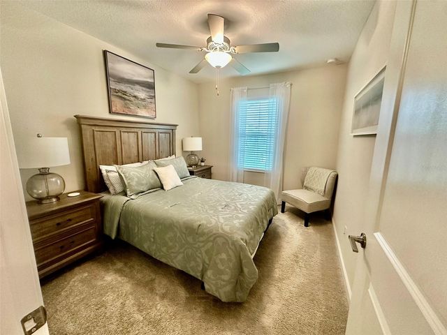 10442 ECHO DOCK LOOP, San Antonio, FL 33576