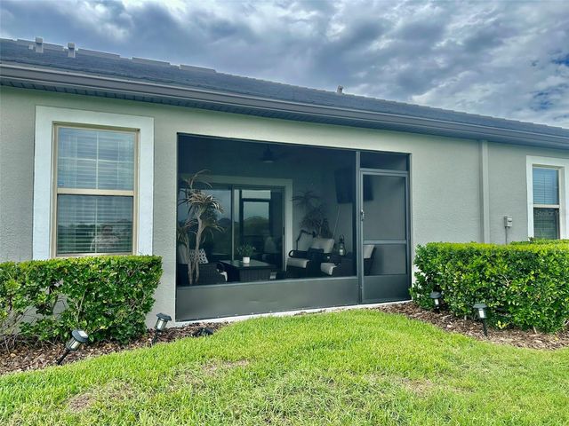10442 ECHO DOCK LOOP, San Antonio, FL 33576