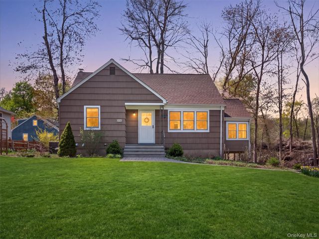 98 Greenbush Road, Tappan, NY 10983