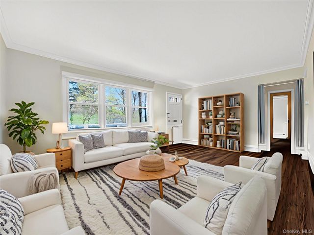 98 Greenbush Road, Tappan, NY 10983