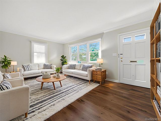 98 Greenbush Road, Tappan, NY 10983