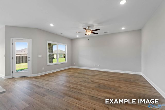 344 Creek Grove Avenue, New Market, AL 35761