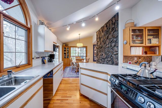 945 SW Alcora Dr, Pullman, WA 99163