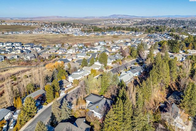 945 SW Alcora Dr, Pullman, WA 99163