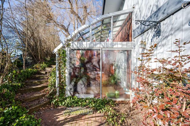 945 SW Alcora Dr, Pullman, WA 99163