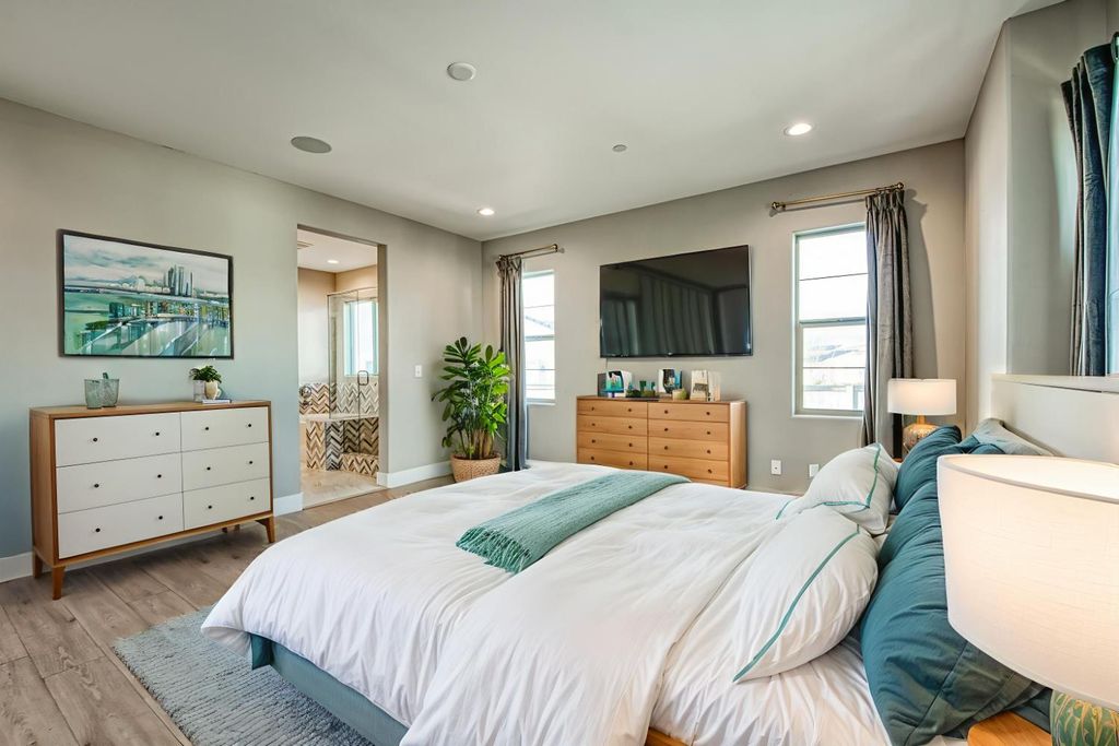 Image 14 of property listing at 4338 Monarch Place, Madera, CA 93636