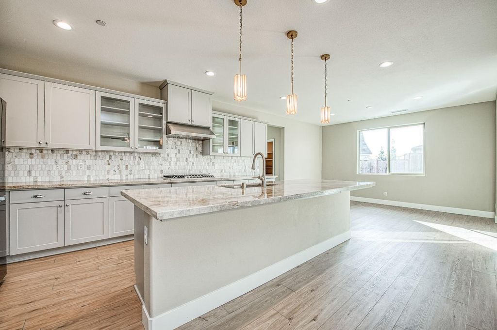 Image 22 of property listing at 4338 Monarch Place, Madera, CA 93636