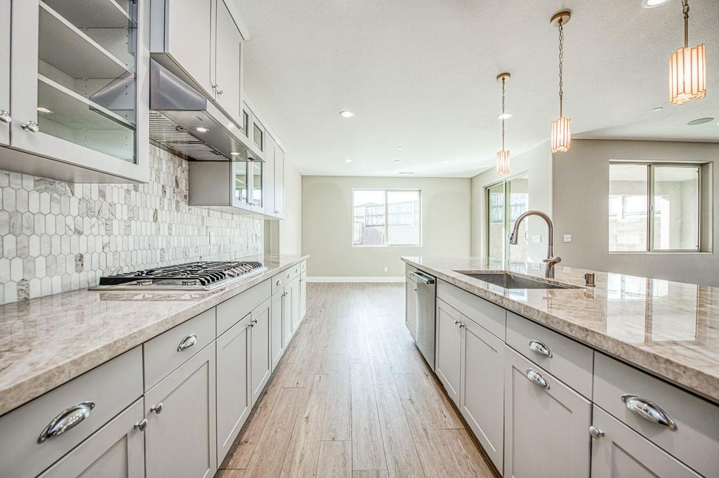 Image 24 of property listing at 4338 Monarch Place, Madera, CA 93636