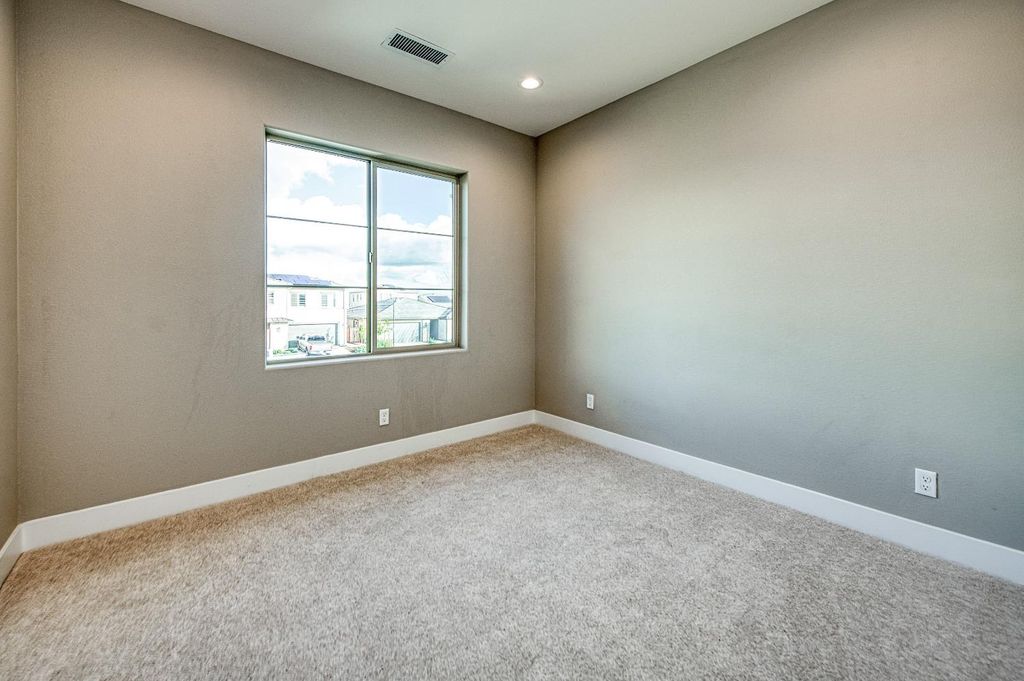 Image 42 of property listing at 4338 Monarch Place, Madera, CA 93636