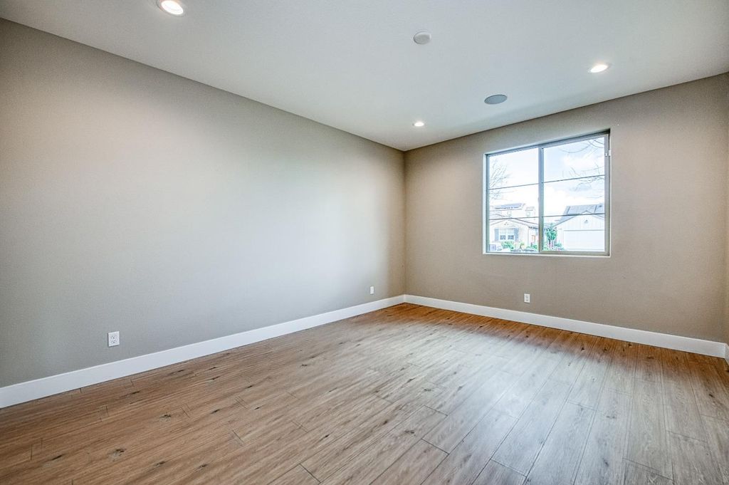 Image 50 of property listing at 4338 Monarch Place, Madera, CA 93636