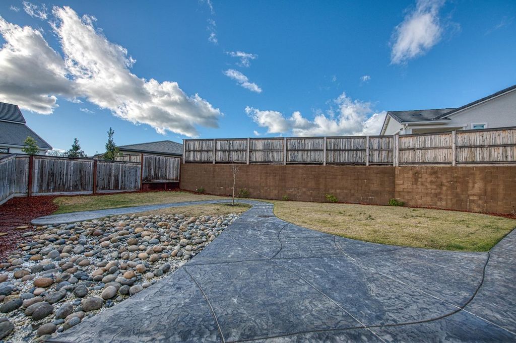 Image 57 of property listing at 4338 Monarch Place, Madera, CA 93636