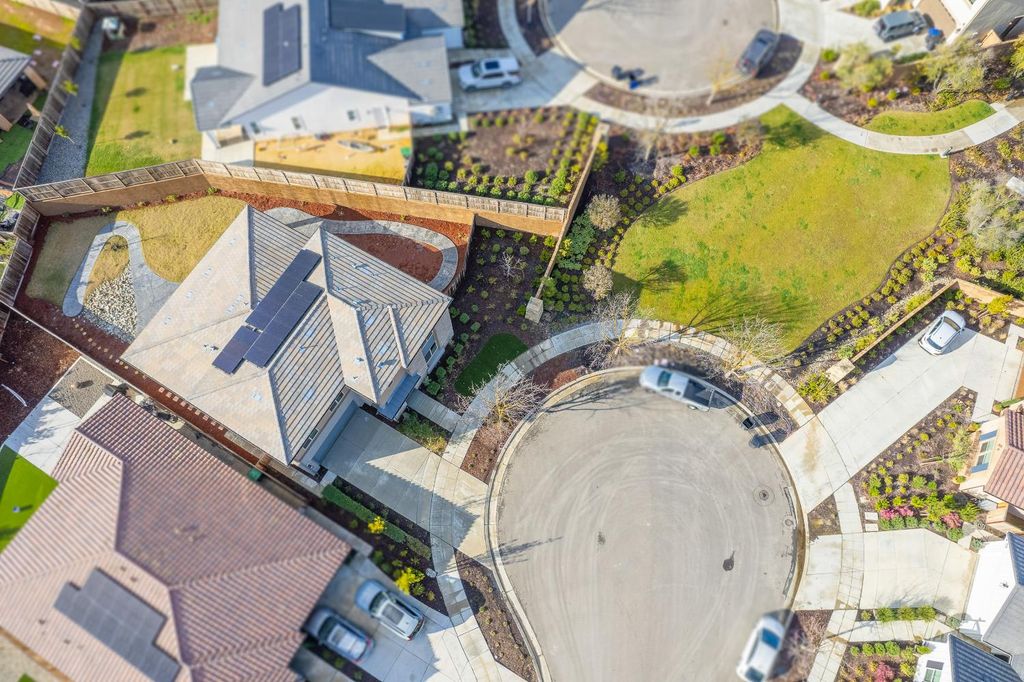 Image 66 of property listing at 4338 Monarch Place, Madera, CA 93636