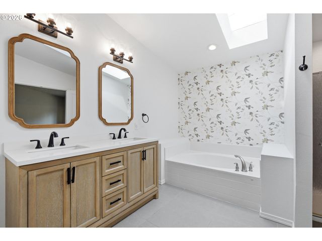 3406 Ne 127TH St, Vancouver, WA 98686
