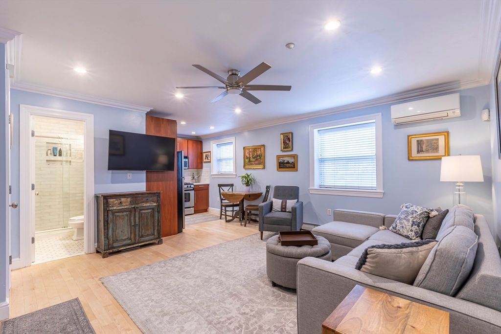 52 Cooper St. 2, Boston, MA 02113