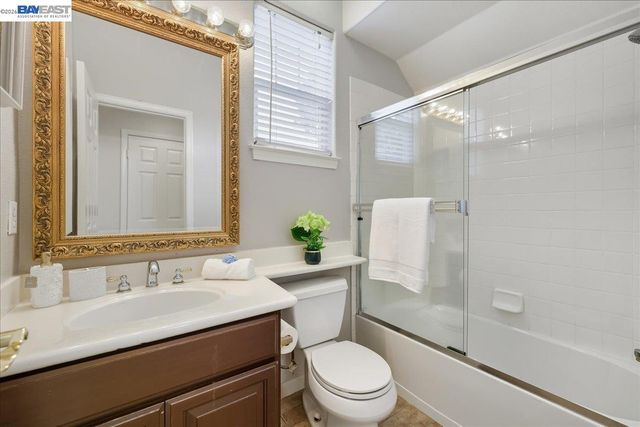 38393 Amaryllis Pl, Newark, CA 94560