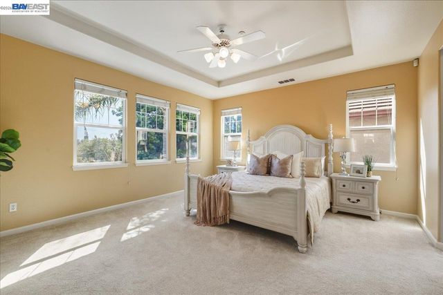 38393 Amaryllis Pl, Newark, CA 94560