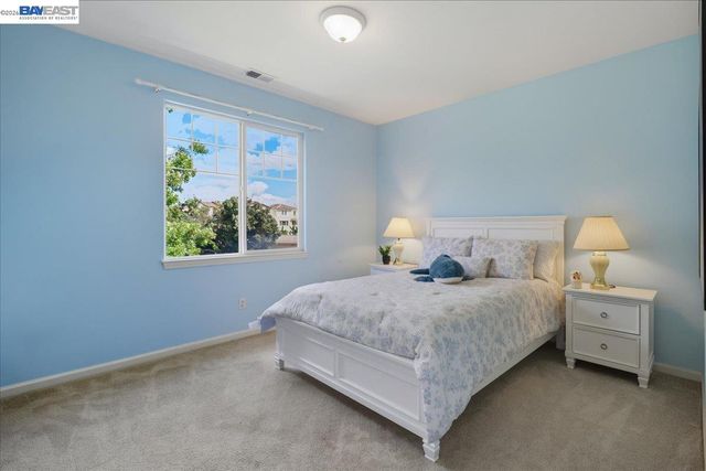 38393 Amaryllis Pl, Newark, CA 94560