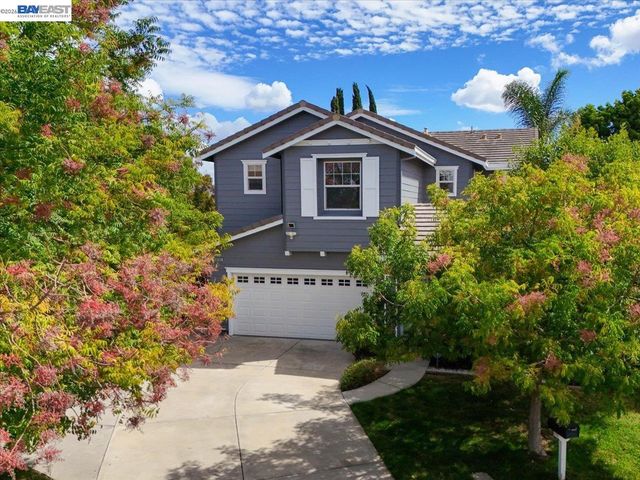 38393 Amaryllis Pl, Newark, CA 94560