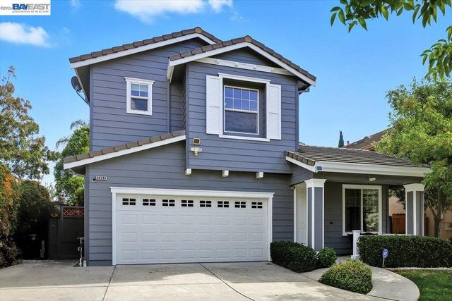 38393 Amaryllis Pl, Newark, CA 94560