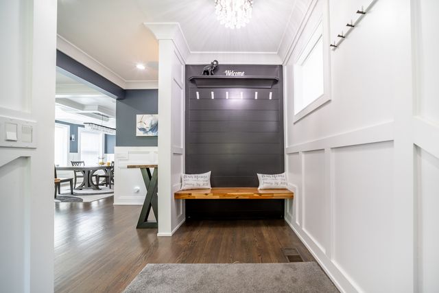 5455 W Roscoe Street, Chicago, IL 60641