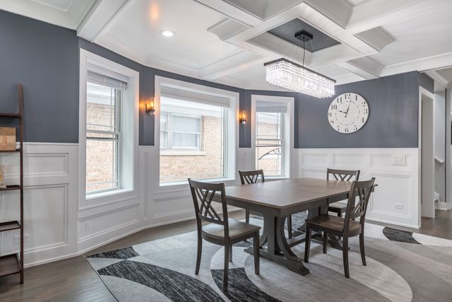 5455 W Roscoe Street, Chicago, IL 60641