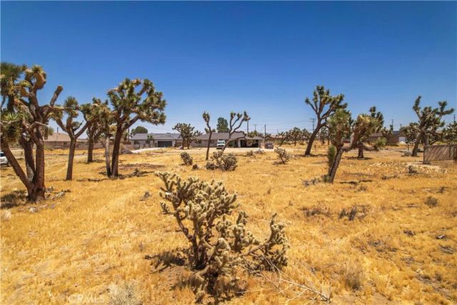 6560 Prescott, Yucca Valley, CA 92284