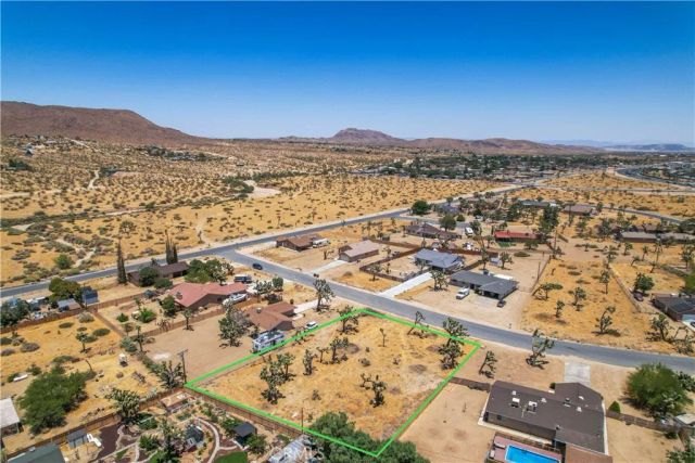 6560 Prescott, Yucca Valley, CA 92284