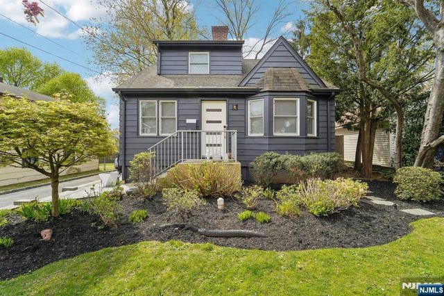 120 Gordon Avenue, Tenafly, NJ 07670