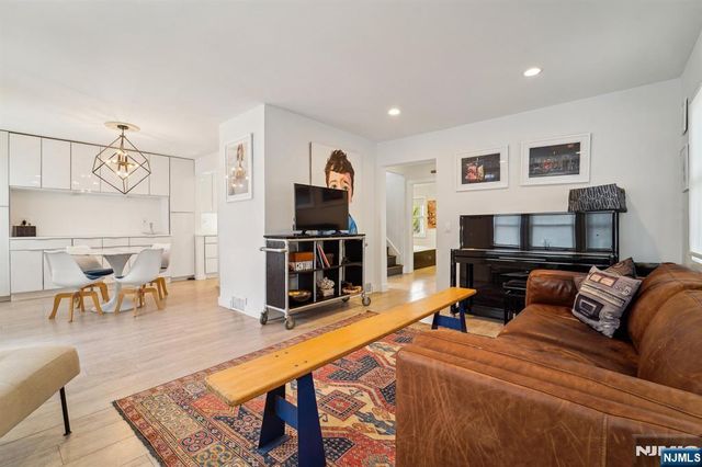 120 Gordon Avenue, Tenafly, NJ 07670